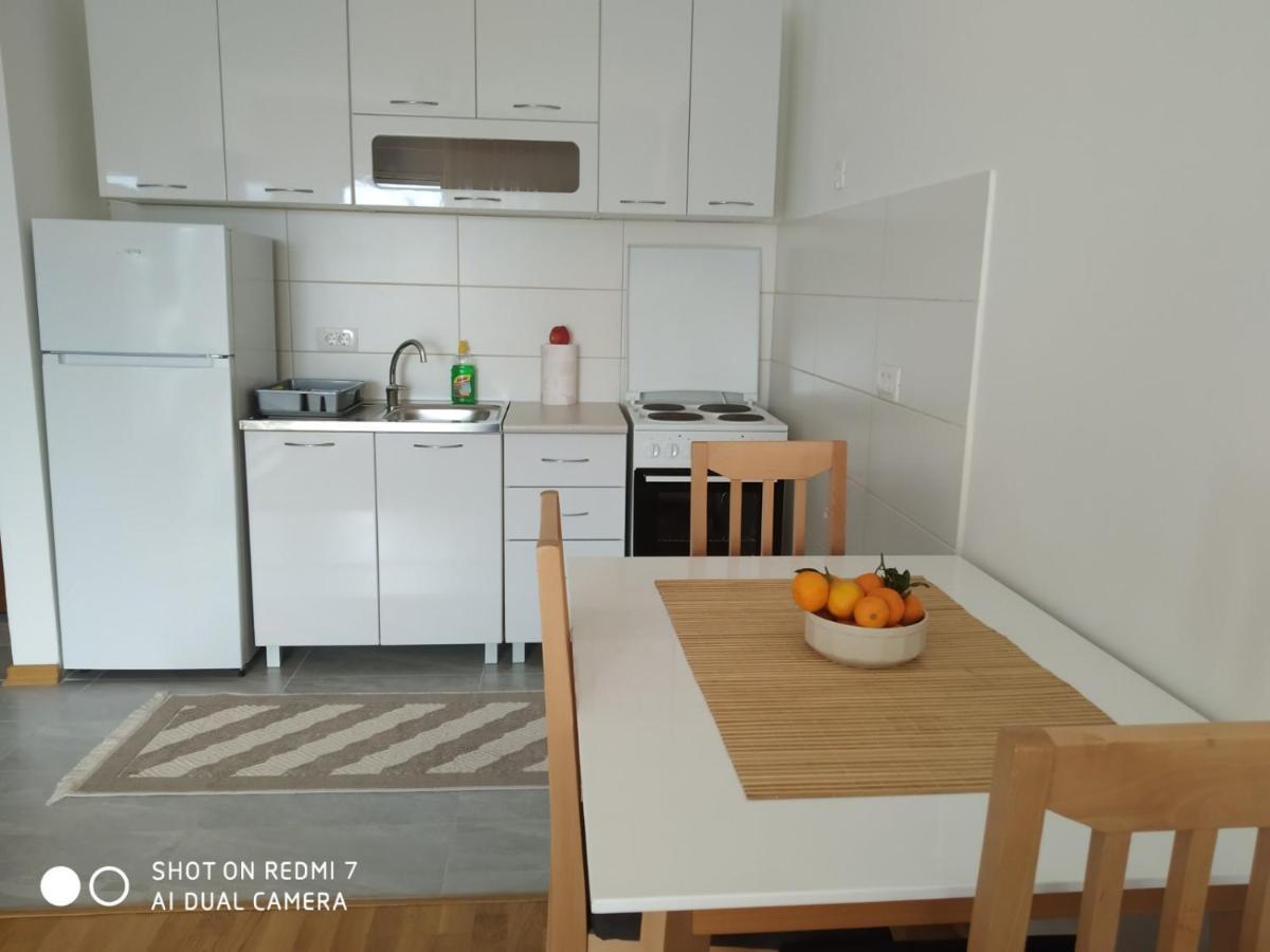 Aga Apartman พอดโกริกา ภายนอก รูปภาพ