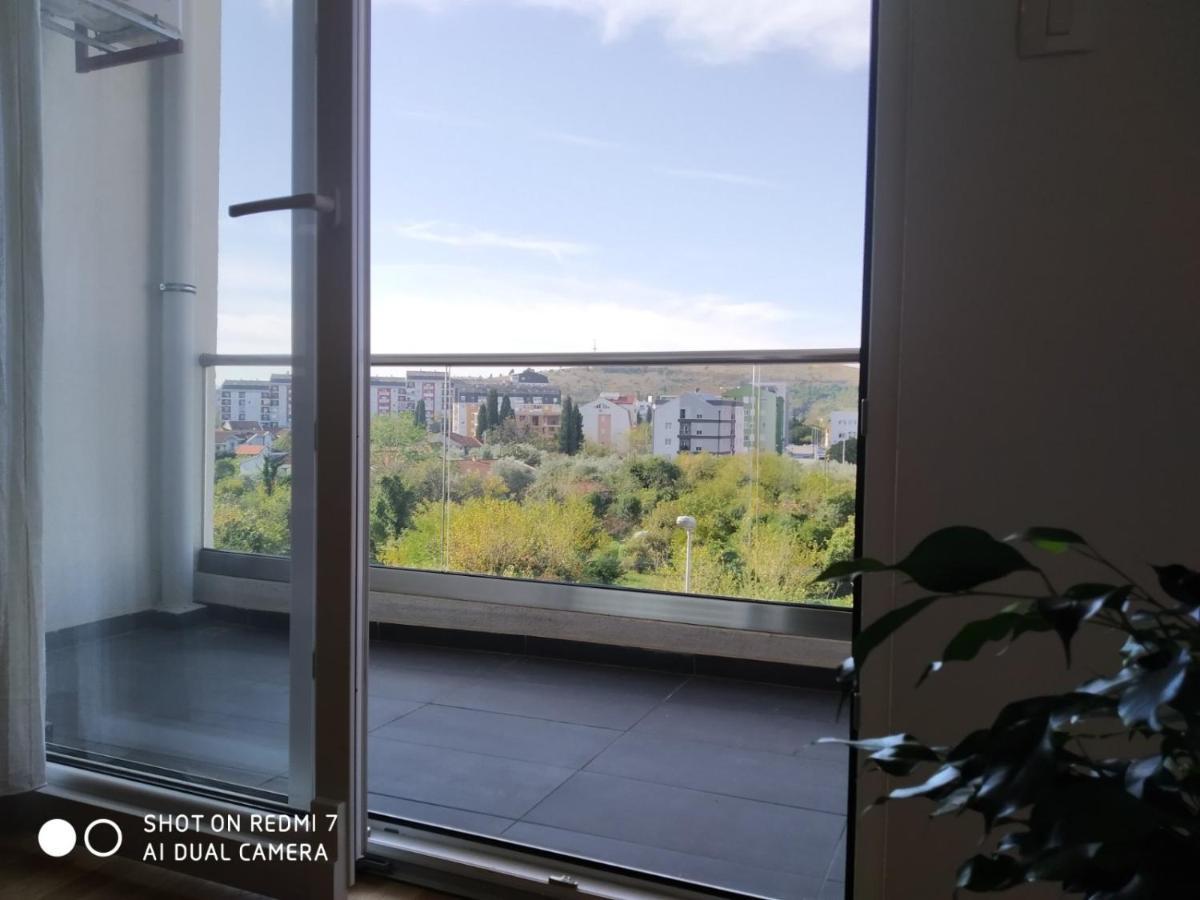 Aga Apartman พอดโกริกา ภายนอก รูปภาพ