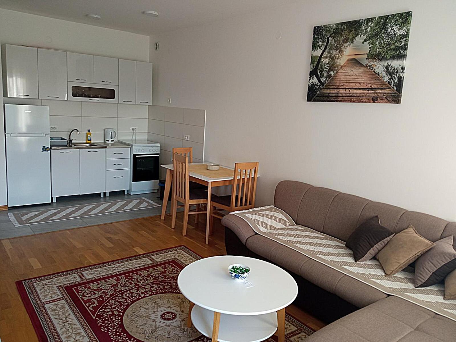 Aga Apartman พอดโกริกา ภายนอก รูปภาพ
